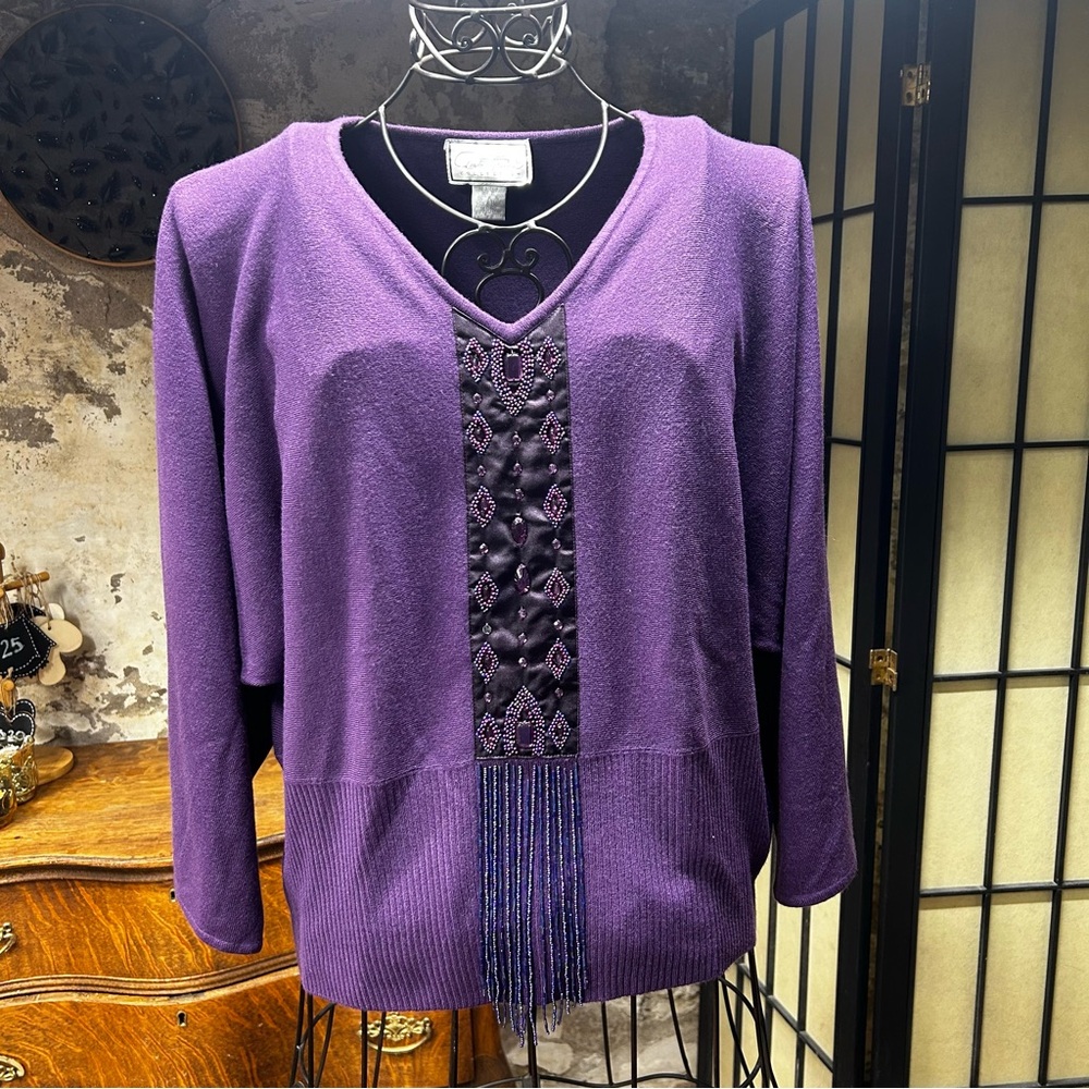 VNT Diana (?) Collection V-Neck Purple Sweater with Beaded Fringe Detail Size 1X